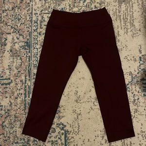 Cropped lulu lemon leggings